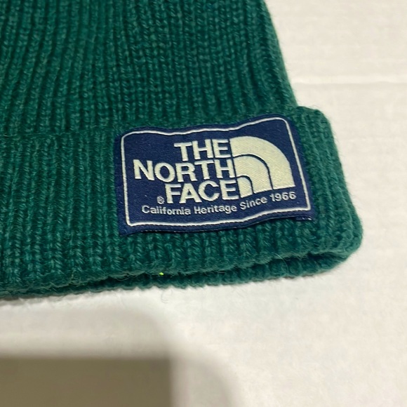 THE NORTH FACE Shipyard Beanie Night Green - Picture 2 of 4